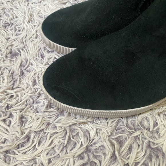 Sorel Black Out N About Suede Slip-On Wedge Boots Size 8.5 - Picture 7 of 9